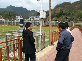 资环学院定量遥感团队赴岑巩县“科技扶贫”_eq1V